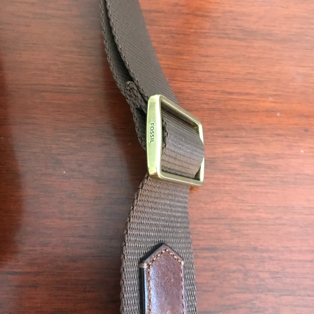 FOSSIL Notebook Sling - Picture 3 of 4